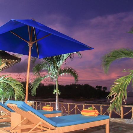 Seaside Huts Lembongan Hotel Bagian luar foto